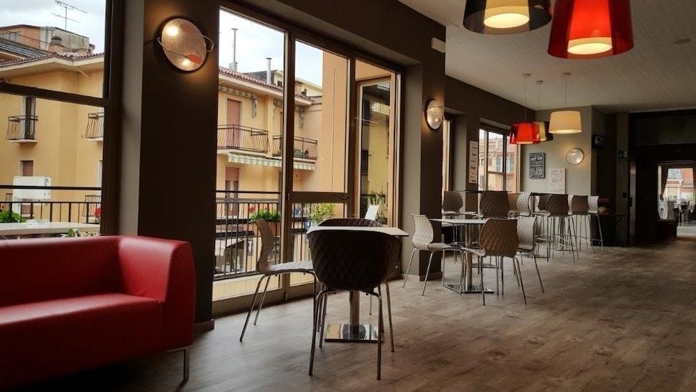 Hotel Sorriso 브렌조네 술 가르다 외부 사진