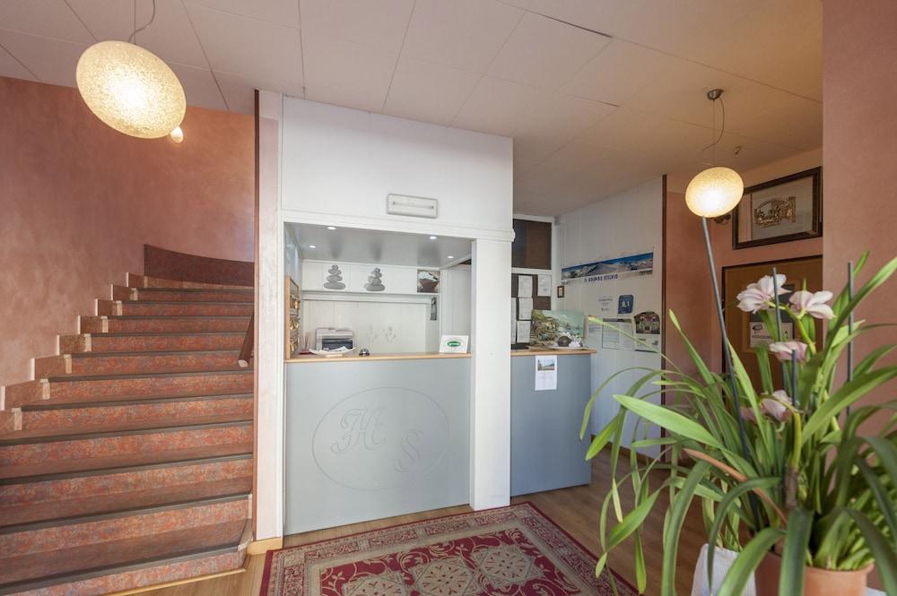 Hotel Sorriso 브렌조네 술 가르다 외부 사진
