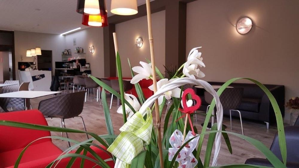 Hotel Sorriso 브렌조네 술 가르다 외부 사진
