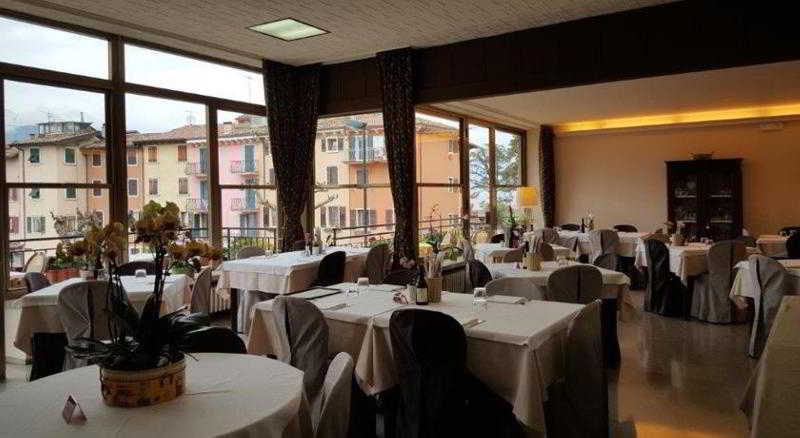 Hotel Sorriso 브렌조네 술 가르다 외부 사진